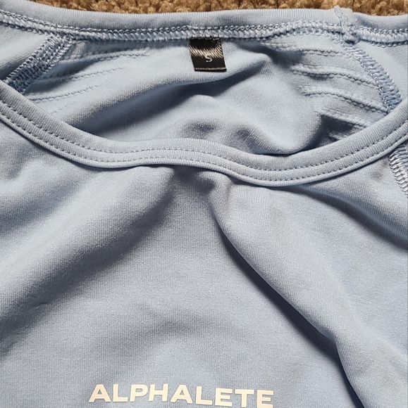 ALPHALETE AMPLIFY long sleeve crop top. ICE blue. - Picture 3 of 4